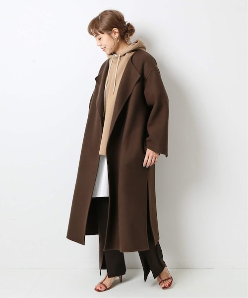 Spick & Span（スピックアンドスパン）の「ヴェロアフォールド