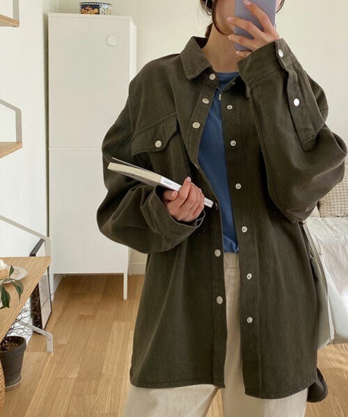 DHOLIC STYLE（ディーホリックスタイル）の「[66girls] コットンスナップボタンジャケット（ミリタリージャケット・レディース・ブルー/ホワイト/グレー/ピンク/グリーン/ブラウン/ブラック・FREE）」の6枚目の写真