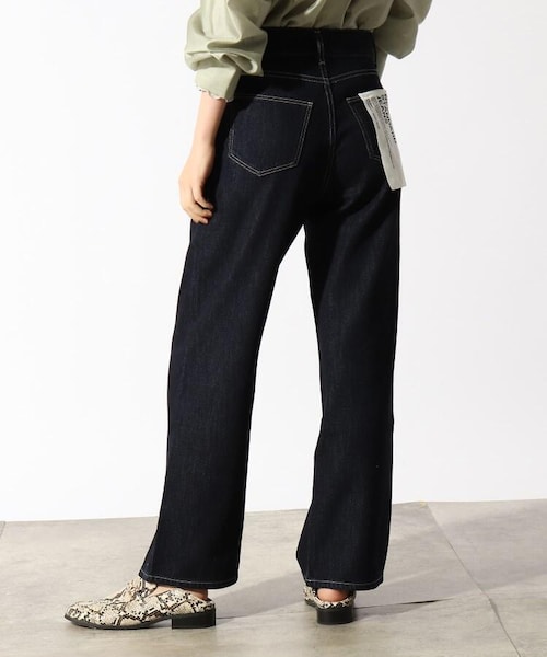 OZOC（オゾック）の「[洗える]オーガニックコットンストレートデニム（パンツ・レディース・ディープネイビー(095)/ネイビー(093)・36(S)/38(M)/40(L)）」の5枚目の写真