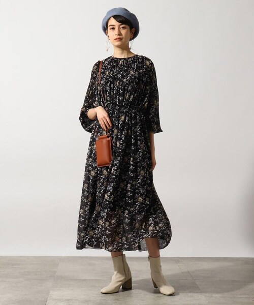 OZOC（オゾック）の「スマホショルダー（バッグ・レディース・ブラック(019)/ブラウン(042)/カーキ(027)/アイボリー(004)/ブラウン(142)・00）」の17枚目の写真