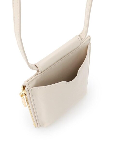 OZOC（オゾック）の「スマホショルダー（バッグ・レディース・ブラック(019)/ブラウン(042)/カーキ(027)/アイボリー(004)/ブラウン(142)・00）」の10枚目の写真