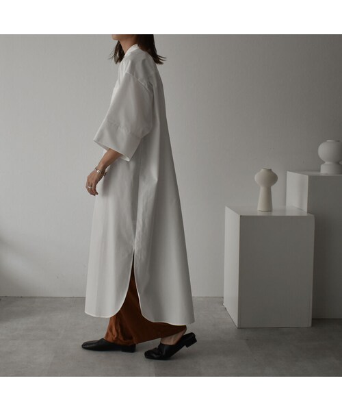Lavish Gate(ラヴィッシュゲート)の「onepiece-04030 日本製 バンドカラー ワイドスリーブ ロングシャツワンピース オフホワイト ベージュ(ワンピース・レディース・その他)」の4枚目の写真