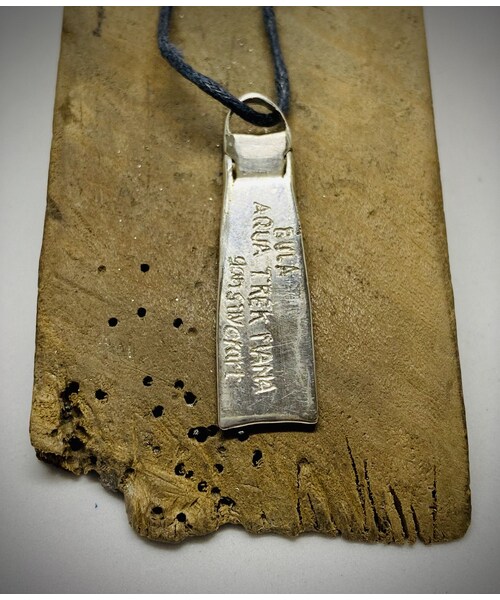 no brand（ノーブランド）の「スノーケリングフィン/フリーダイビングスタイル BULA!（ネックレス）」 WEAR