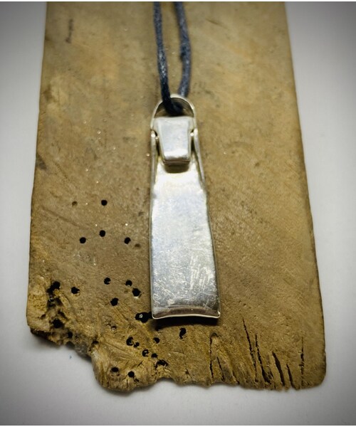 no brand（ノーブランド）の「スノーケリングフィン/フリーダイビングスタイル BULA!（ネックレス）」 WEAR