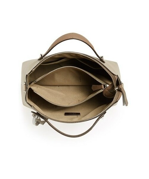 FENDI（フェンディ）の「Fendi 'Bauletto Piccolo' Leather Crossbody Bag（ショルダーバッグ