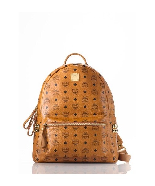 MCM（エムシーエム）の「MCM 'Stark - Visetos' Studded Backpack（その他ベビー用品・Cognac）」の3枚目の写真