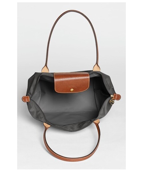 LONGCHAMP（ロンシャン）の「Longchamp 'Large Le Pliage' Tote（トートバッグ・Black/Deep Red/Gunmetal/Hydrangea/Mint/New Navy/Poppy/Slate/Beige/Amethyst）」の6枚目の写真