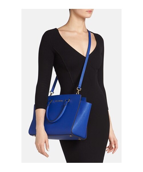 MICHAEL KORS（マイケルコース）の「MICHAEL Michael Kors 'Large Selma' Zip-Top Satchel（ショルダーバッグ・Dark Olive/Black/Luggage/Navy/Orange/Dk Dune）」の3枚目の写真