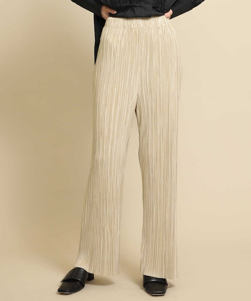 CLANE（クラネ）の「《STUDIOUS復刻別注》リラックスルーズプリーツパンツ（パンツ・レディース・BLACK/BEIGE/KHAKI・0/1）」の10枚目の写真