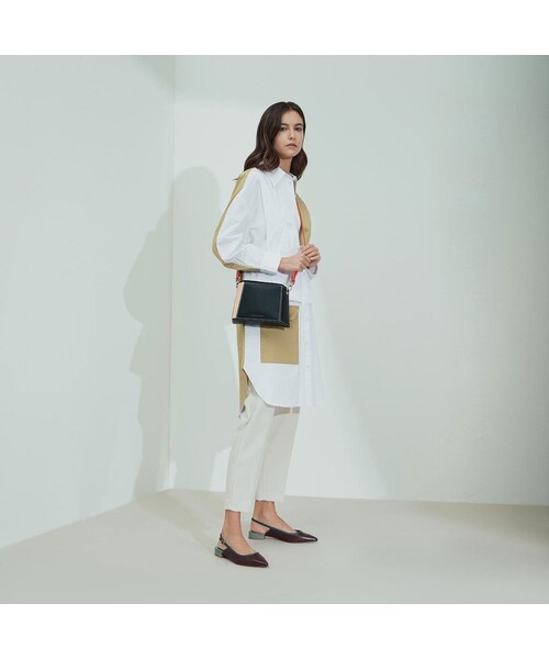 CHARLES & KEITH（チャールズ & キース）の「【2020 FALL】ツートーン ボクシーバッグ / Two-Tone Boxy Bag （Teal）（バッグ・レディース・Teal・S/FREE）」の6枚目の写真
