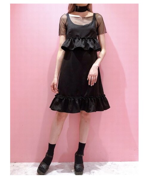 lilLilly（リルリリー）の「サテンフリルワンピース（トップスセット）（ワンピース/ドレス・レディース・BEIGE/PINK/BLACK・FREE）」の4枚目の写真