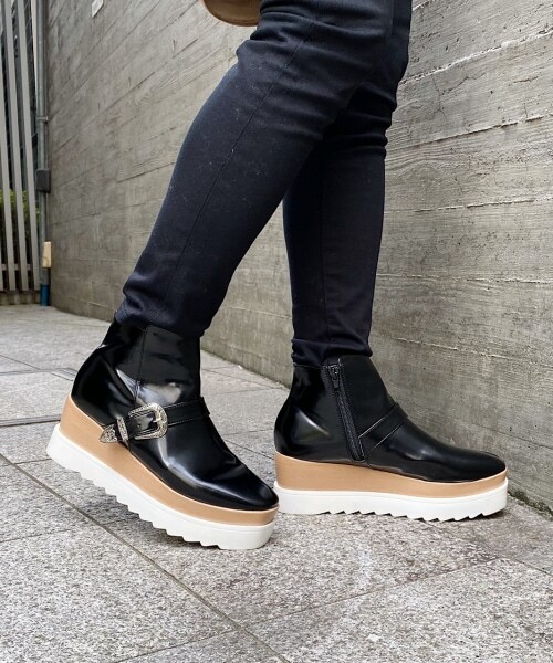 PAGEBOY（ページボーイ）の「スクエアショートブーツ（シューズ・レディース・ブラック/ダークブラウン・M(23.5cm)/L(24.5cm)）」の4枚目の写真