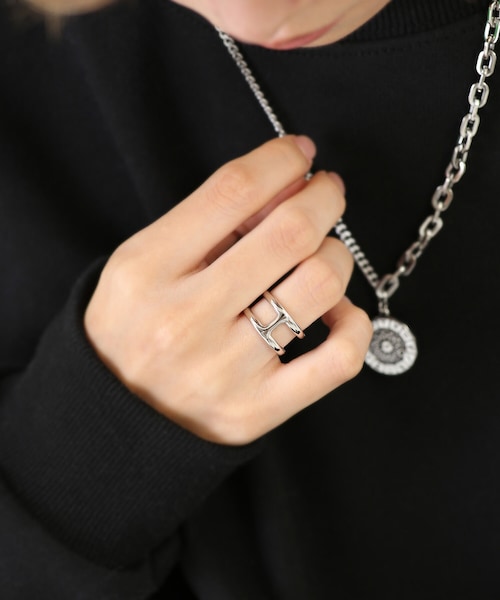 BOYSHE（ボーイシー）の「Silver925製 Hリング【E0015】（リング・レディース・その他）」の5枚目の写真