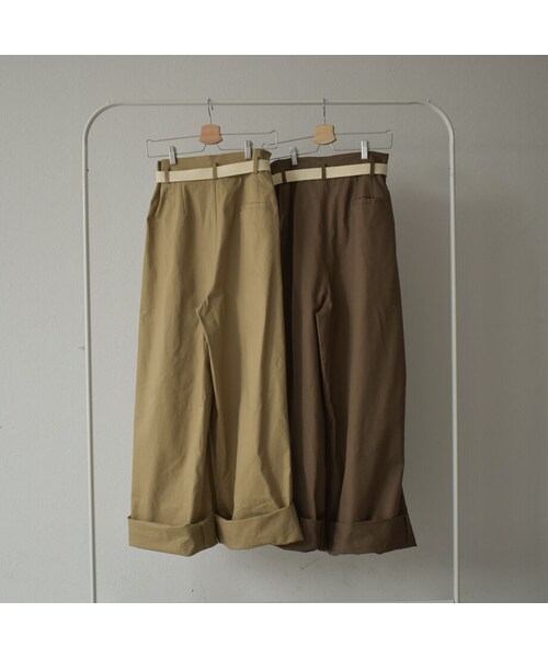 Lavish Gate(ラヴィッシュゲート)の「bottoms-07002 ベルト付き ラップ ワイドチノパンツ モカ ベージュ(チノパンツ・レディース・その他)」の9枚目の写真