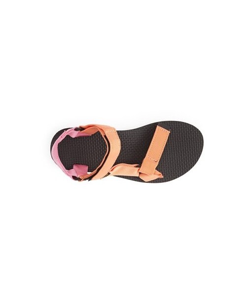Teva（テバ）の「Teva 'Original Universal' Sandal (Women)（サンダル・Slate/White/ Black/Aqua Green/Black/Blue/ Pink/Coral/ Teal/Dark Pink/ Purple/Dark Purple/Enamel Blue/Green/ Blue/Melon Pink/Purple/ Black・7 M/6 M/9 M/11 M/10 M/8 M）」の4枚目の写真