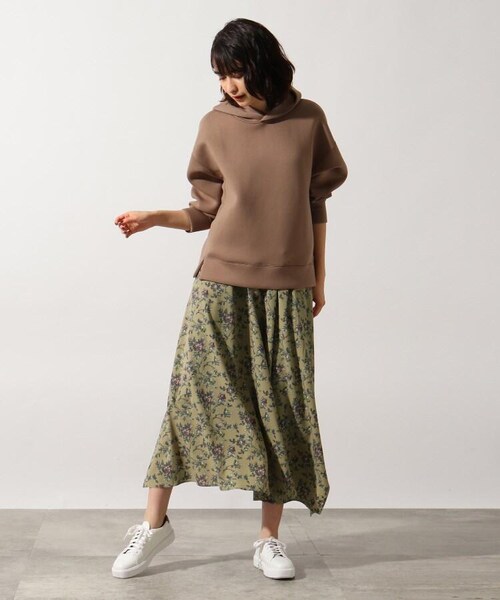 OZOC（オゾック）の「[洗える]イレヘム総柄スカート（スカート・レディース・ブラック(119)/カーキ(127)/ベージュ(152)/モデル情報:身長163cm 着用サイズ38(M)/モデル情報:身長167cm 着用サイズ38(M)・38(M)）」の14枚目の写真