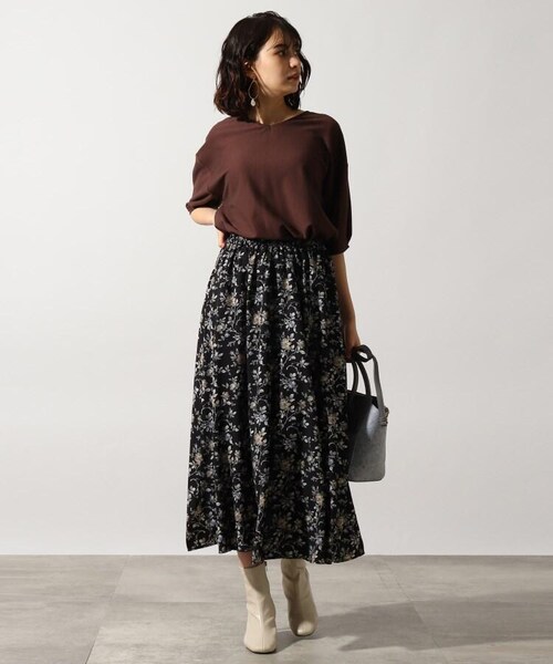 OZOC（オゾック）の「[洗える]イレヘム総柄スカート（スカート・レディース・ブラック(119)/カーキ(127)/ベージュ(152)/モデル情報:身長163cm 着用サイズ38(M)/モデル情報:身長167cm 着用サイズ38(M)・38(M)）」の11枚目の写真