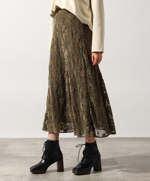 OZOC（オゾック）の「[洗える]レースフレアスカート（スカート・レディース・アイボリー(004)/カーキ(027)・38(M)）」の2枚目の写真