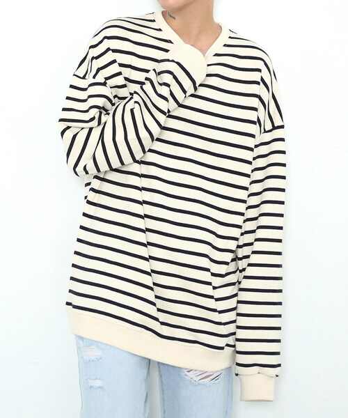 BOYSHE（ボーイシー）の「ビッグシルエットクルーネック ボーダースウェット　アイボリー（スウェット・レディース・その他）」の5枚目の写真