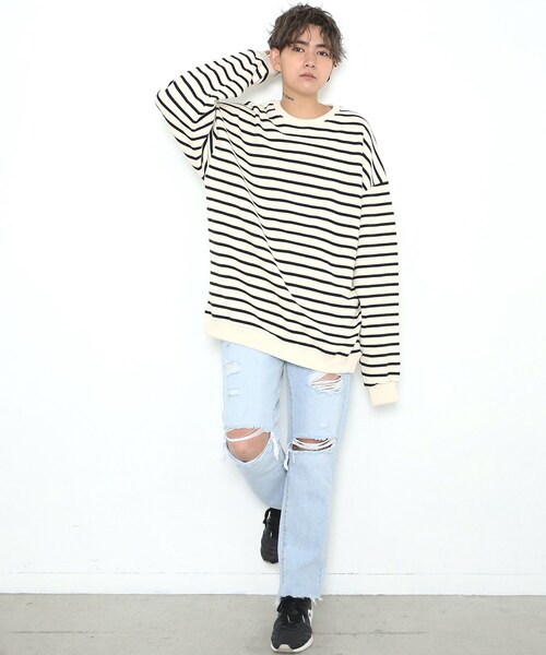 BOYSHE（ボーイシー）の「ビッグシルエットクルーネック ボーダースウェット　アイボリー（スウェット・レディース・その他）」の4枚目の写真