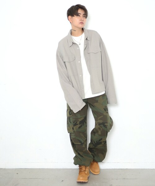 BOYSHE（ボーイシー）の「迷彩 ワイドストレート カーゴパンツ（カーゴパンツ・レディース・その他）」の5枚目の写真