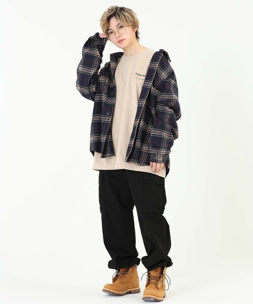 BOYSHE（ボーイシー）の「ワイドストレート カーゴパンツ  ブラック（カーゴパンツ・レディース・その他）」の7枚目の写真