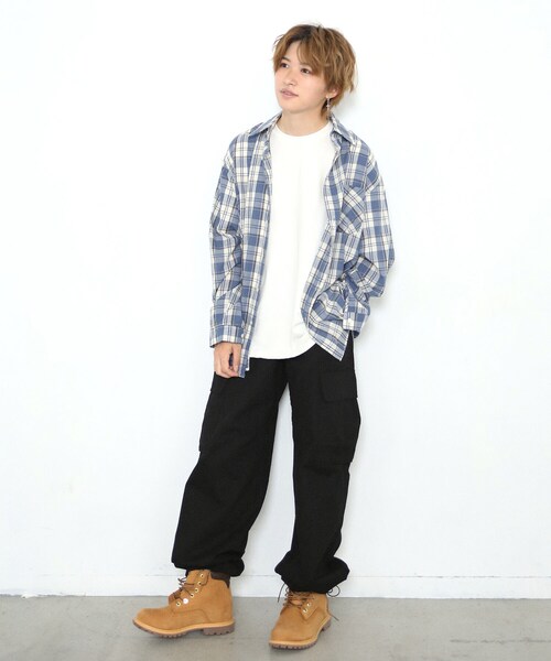 BOYSHE（ボーイシー）の「ワイドストレート カーゴパンツ  ブラック（カーゴパンツ・レディース・その他）」の10枚目の写真