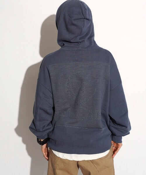 BOYSHE(ボーイシー)の「Trade Mark ビッグシルエット スウェットフード パーカー ネイビー(パーカー・レディース・その他)」の9枚目の写真