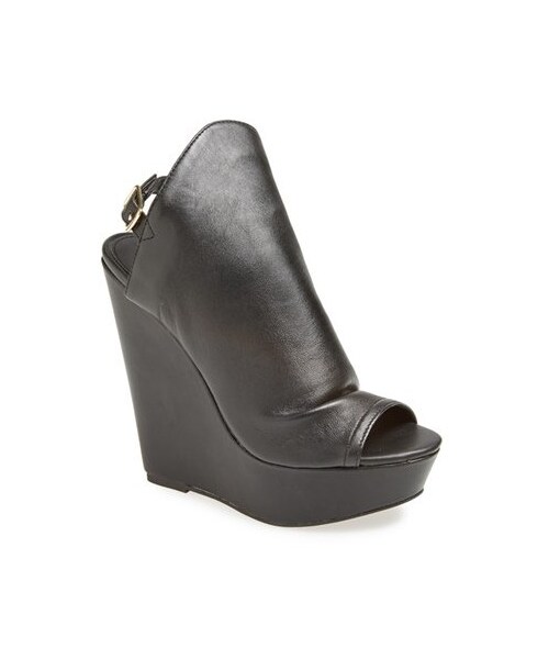 STEVE MADDEN（スティーブマデン）の「Steve Madden 'Drapey' Wedge Sandal (Women)（サンダル・Black/ Black・5.5 M/6 M/6.5 M/7 M/7.5 M/8 M/8.5 M/9 M/9.5 M/10 M/11 M）」の3枚目の写真