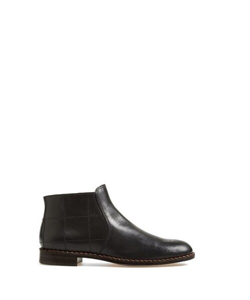 Marc by Marc Jacobs（マークバイマークジェイコブス）の「MARC BY MARC JACOBS Calfskin Ankle Bootie (Women)（ブーツ・Black・35.5 EU/40.5 EU/39 EU/38 EU/35 EU/39.5 EU/40 EU/36.5 EU）」の3枚目の写真