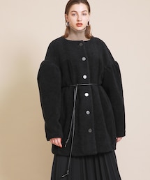 AKIRANAKA（アキラナカ）の「ジャシンタドロープショルダー