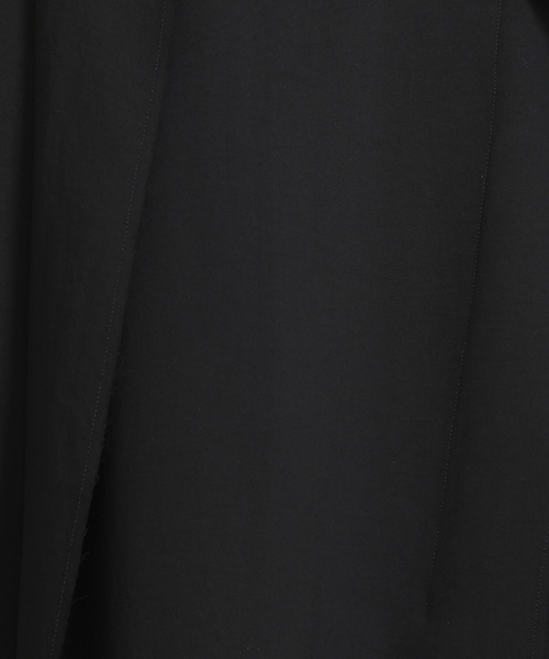 【新品】AKIRANAKA アキラナカ コノハアウトシームスカート AKIRANAKA（アキラナカ）の「コノハアウトシームスカート