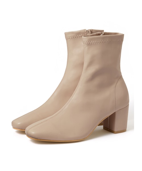 GRL（グレイル）の「ストレッチ太ヒールショートブーツ（ブーツ・レディース・オフホワイト/グレージュ/ブラック/ベージュ/ブラウン・24.5）」の4枚目の写真