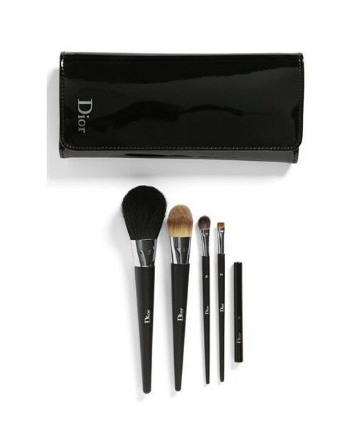 Christian Dior（クリスチャンディオール）の「Dior 'Backstage Brush' Set（ファンデーション）」 WEAR