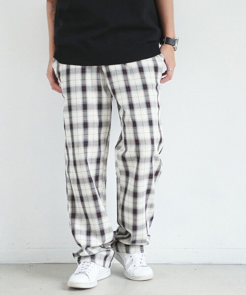 BOYSHE(ボーイシー)の「コットン チェックセミワイドパンツ アイボリー(その他パンツ・レディース・その他)」の4枚目の写真