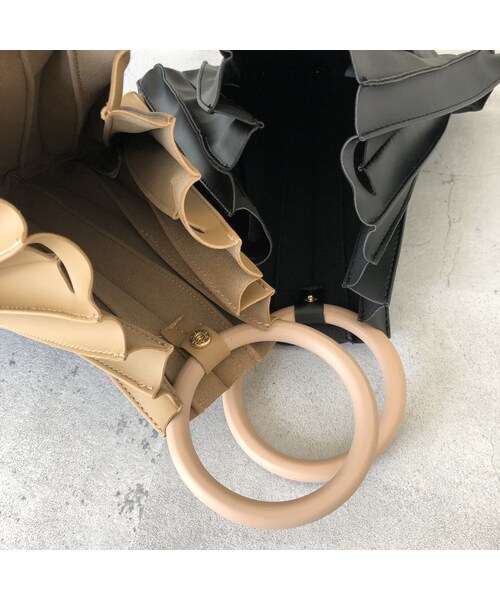 copine（コピン）の「プリーツデザイン2WAY BAG(2color)（ショルダーバッグ・レディース・その他）」の6枚目の写真