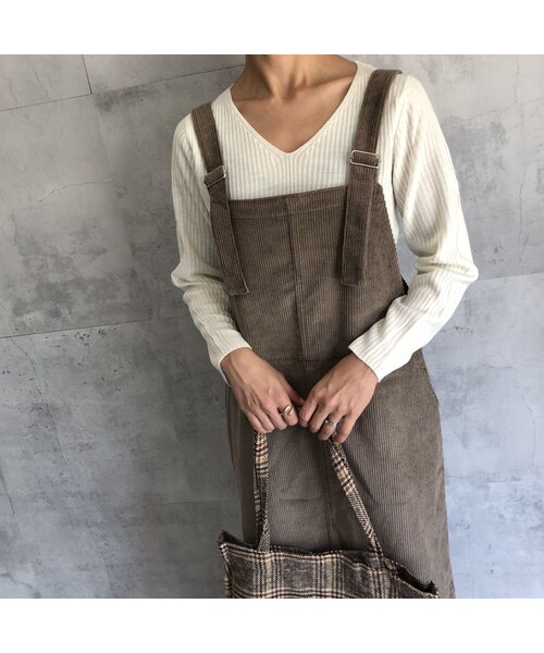 copine(コピン)の「バック裾スリット!美シルエットコーデュロイジャンスカ(3color)【クリックポスト対象商品】(スカート・レディース・その他)」の10枚目の写真