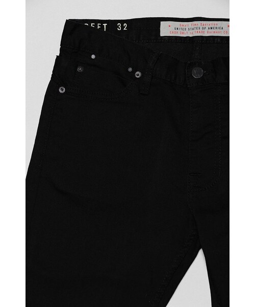 URBAN OUTFITTERS(アーバンアウトフィッターズ)の「Williamsburg Garment Company South 4th Street Black Skinny Jean(デニムパンツ・メンズ・BLACK・31/36/30/32/29/33/28/38/34)」の2枚目の写真