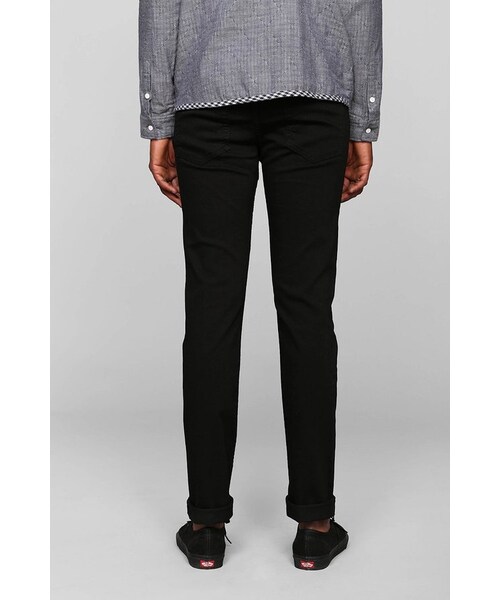 URBAN OUTFITTERS(アーバンアウトフィッターズ)の「Williamsburg Garment Company South 4th Street Black Skinny Jean(デニムパンツ・メンズ・BLACK・31/36/30/32/29/33/28/38/34)」の4枚目の写真