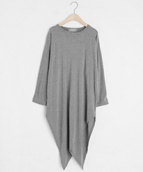 DHOLIC（ディーホリック）の「ダイアゴナルロングTシャツ（Tシャツ/カットソー・レディース・ホワイト/ブラック/グレー・FREE）」の3枚目の写真