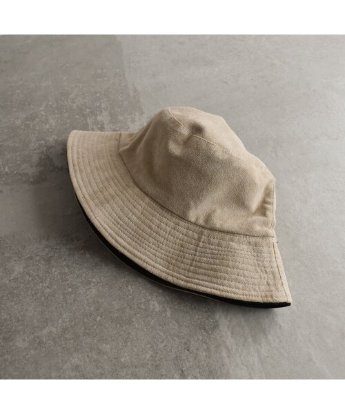 Lavish Gate(ラヴィッシュゲート)の「nh-cap-02032 リバーシブル スエード バケットハット ベージュ ブラック(ハット・レディース・その他)」の6枚目の写真