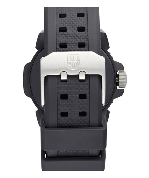 LUMINOX（ルミノックス）の「LUMINOX 'Sea - Navy SEAL Colormark' Silicone Strap Watch, 43mm（アナログ腕時計・Black/ White）」の3枚目の写真