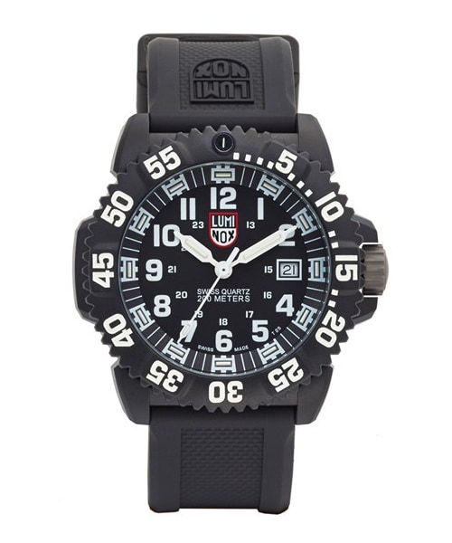 LUMINOX（ルミノックス）の「LUMINOX 'Sea - Navy SEAL Colormark' Silicone Strap Watch, 43mm（アナログ腕時計・Black/ White）」の2枚目の写真