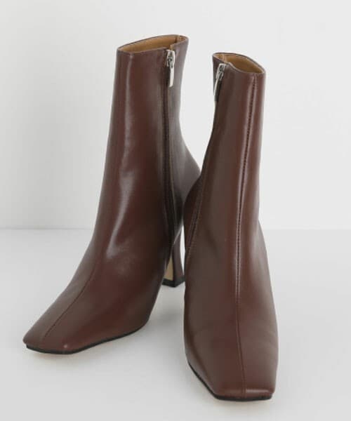 DHOLIC（ディーホリック）の「スクエアアンクルブーツ（ブーツ・レディース・ホワイト/ブラック/ブラウン・225/230/235/240/245/250）」の3枚目の写真