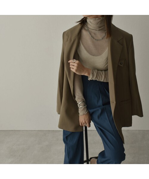 Lavish Gate（ラヴィッシュゲート）の「nh-tops-02188  　シアーメローパイピングタートル プルオーバー　グレージュ（Tシャツ/カットソー・レディース・その他）」の5枚目の写真