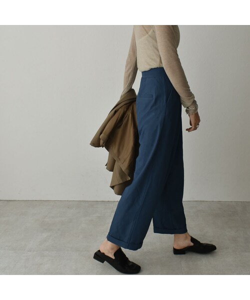 Lavish Gate（ラヴィッシュゲート）の「bottoms-02078　セミワイド ストレート アンクルパンツ　グレイッシュブルー（その他パンツ・レディース・その他）」の4枚目の写真