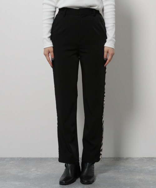 PAGEBOY（ページボーイ）の「【CORE】ラインスラックスパンツ（パンツ・レディース・ブラック/ブラウン・S, M）」の9枚目の写真