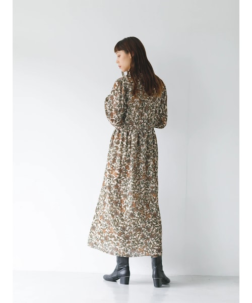 koe（コエ）の「フランスのdeveaux社プリントマキシワンピース（その他・ブラック/ベージュ/グリーン・F）」の8枚目の写真