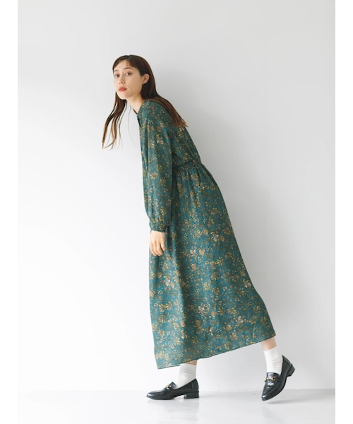 koe（コエ）の「フランスのdeveaux社プリントマキシワンピース（その他・ブラック/ベージュ/グリーン・F）」の3枚目の写真