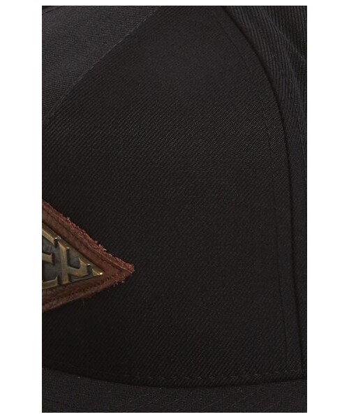 OBEY(オベイ)の「Obey 'Hardware' Hat(帽子・Black/Navy・Approx. brim width: 2 1/2".)」の3枚目の写真
